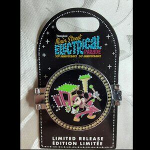 Disney Parks Mickey Mouse Main Street Electrical Parade PB2B20